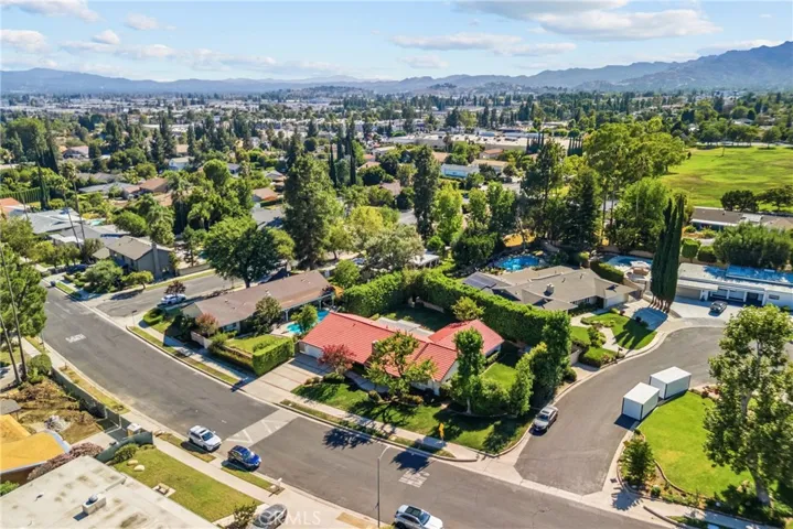 10411 Oso Avenue, Chatsworth, California 91311