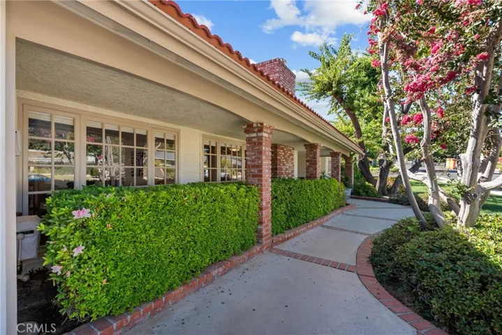 10411 Oso Avenue, Chatsworth, California 91311