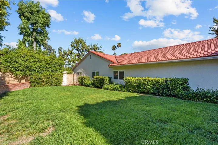 10411 Oso Avenue, Chatsworth, California 91311