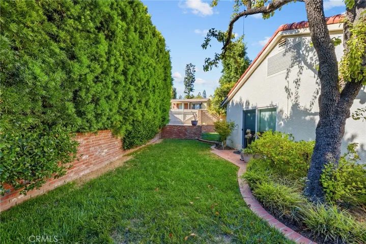 10411 Oso Avenue, Chatsworth, California 91311