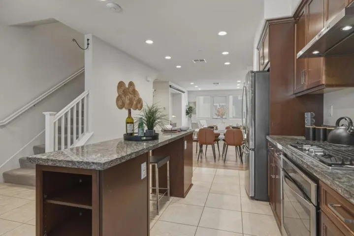 5504 El Dorado Lane, Dublin, California 94568