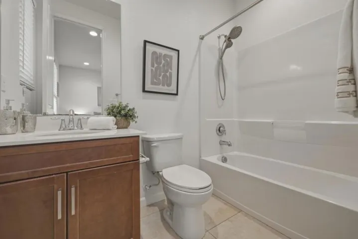 5504 El Dorado Lane, Dublin, California 94568