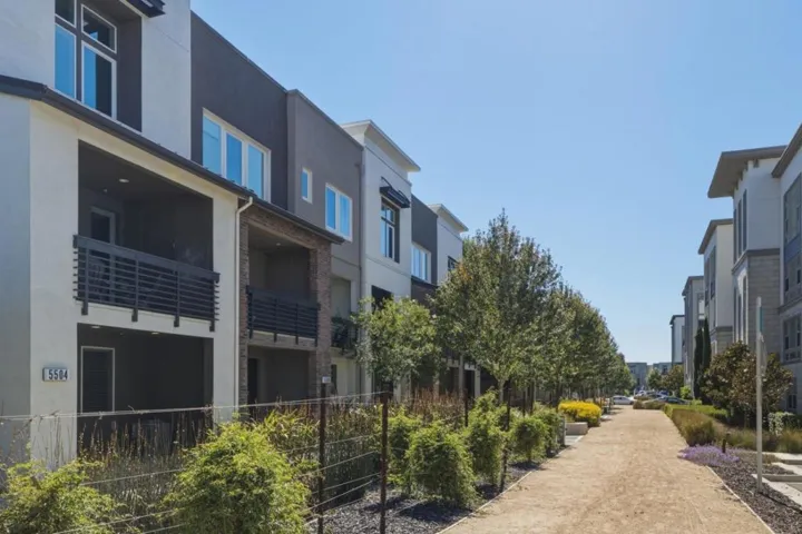 5504 El Dorado Lane, Dublin, California 94568