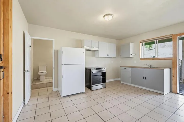 14160 Lesley Lane, San Martin, California 95046