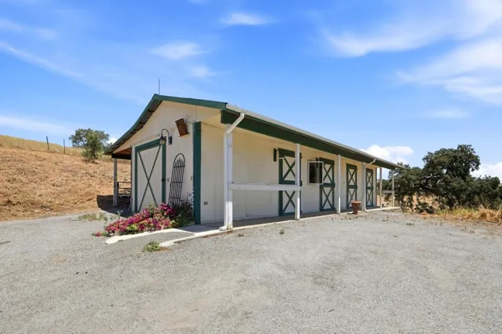 14160 Lesley Lane, San Martin, California 95046