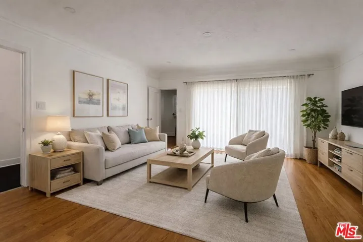 856 S Gramercy Place, Los Angeles, California 90005