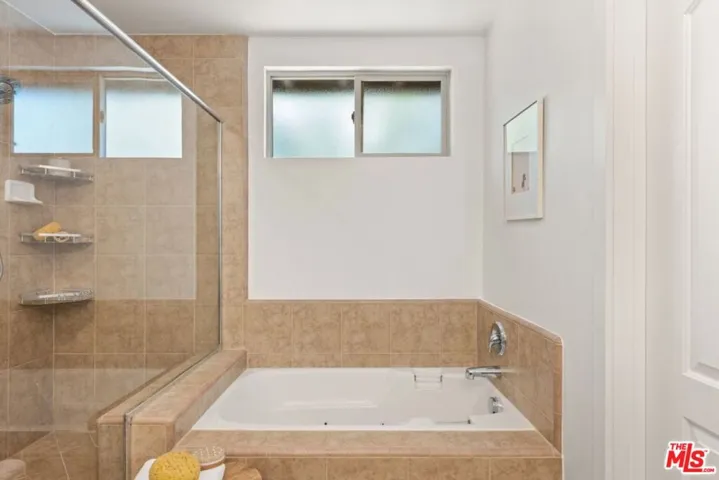 14830 Huston Street, Los Angeles, California 91403