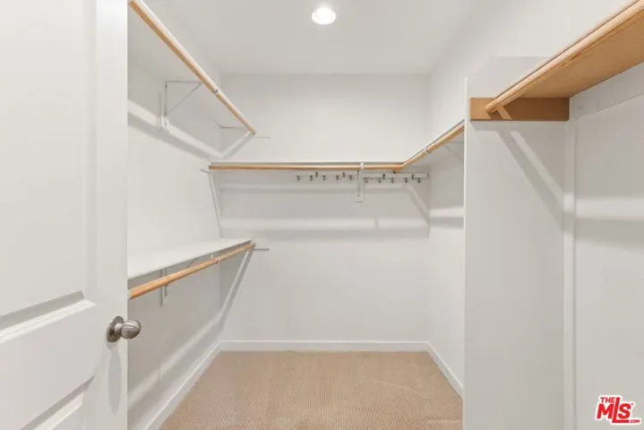 14830 Huston Street, Los Angeles, California 91403