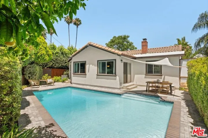 14830 Huston Street, Los Angeles, California 91403