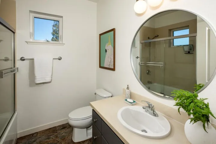 1901 Newbury Drive, Mountain View, California 94043