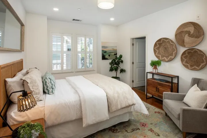 1901 Newbury Drive, Mountain View, California 94043