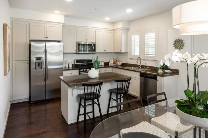 1901 Newbury Drive, Mountain View, California 94043
