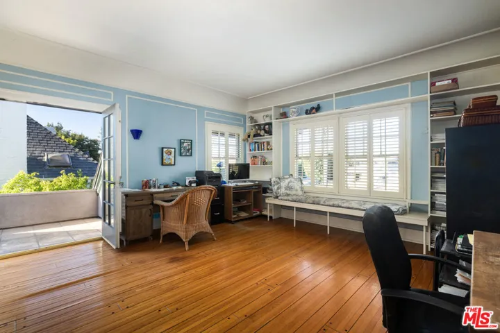 309 S Plymouth Boulevard, Los Angeles, California 90020