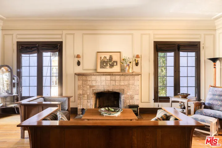 309 S Plymouth Boulevard, Los Angeles, California 90020