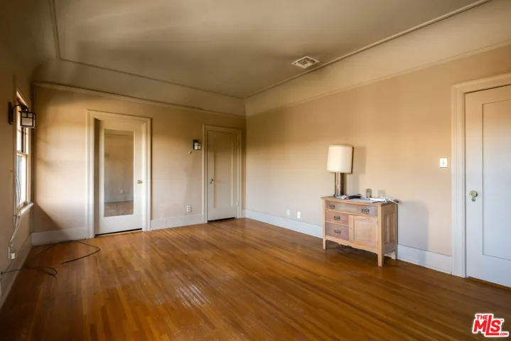309 S Plymouth Boulevard, Los Angeles, California 90020
