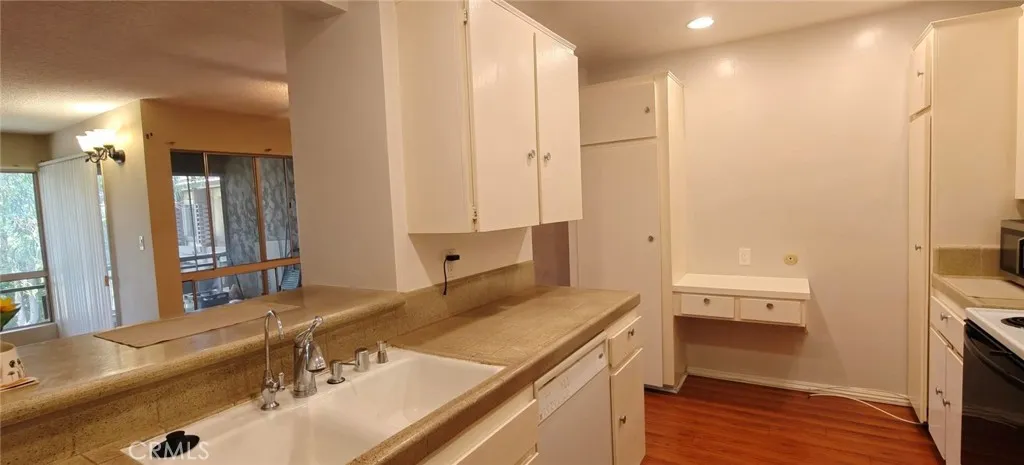 6225 Canterbury 306, Culver City, California 90230