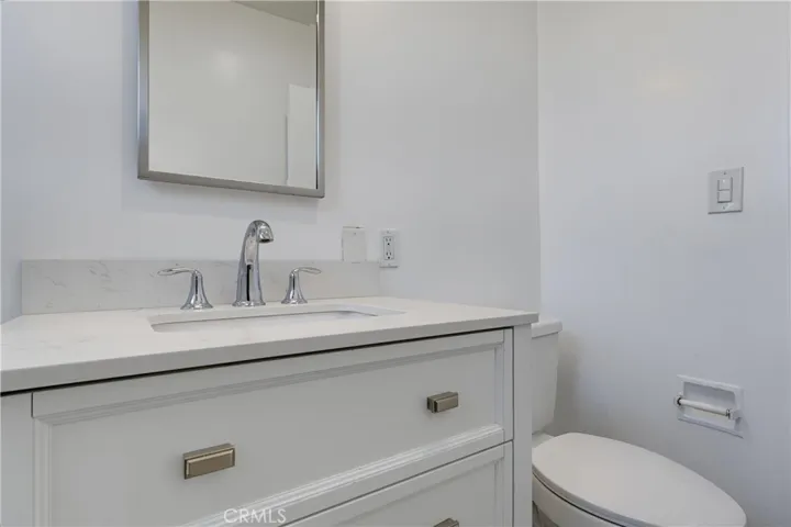 6065 Pickford Place, Los Angeles, California 90035