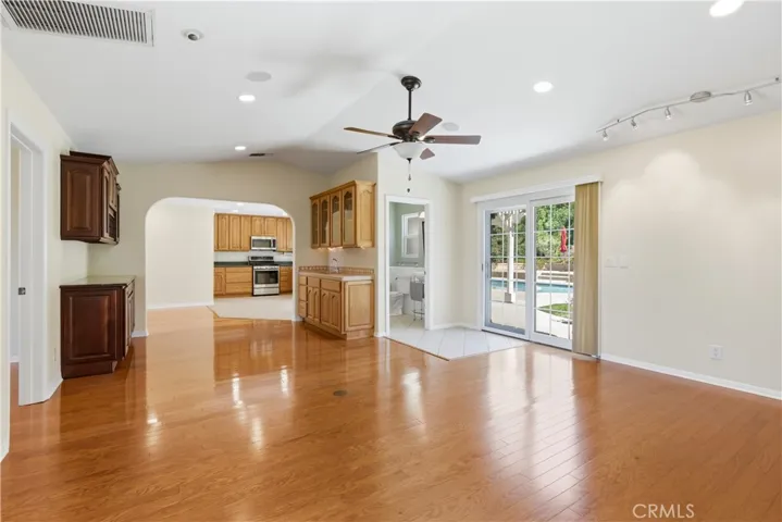 22401 Barbacoa, Saugus, California 91350