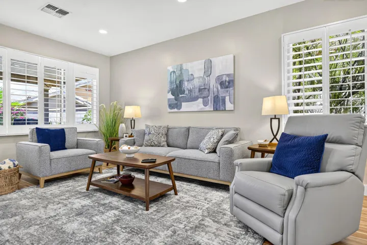 78724-palm-tree-ave-008