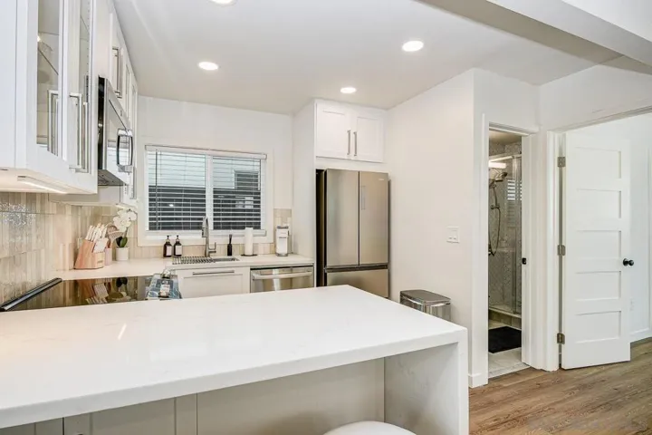 809 Dover Court, San Diego, California 92109