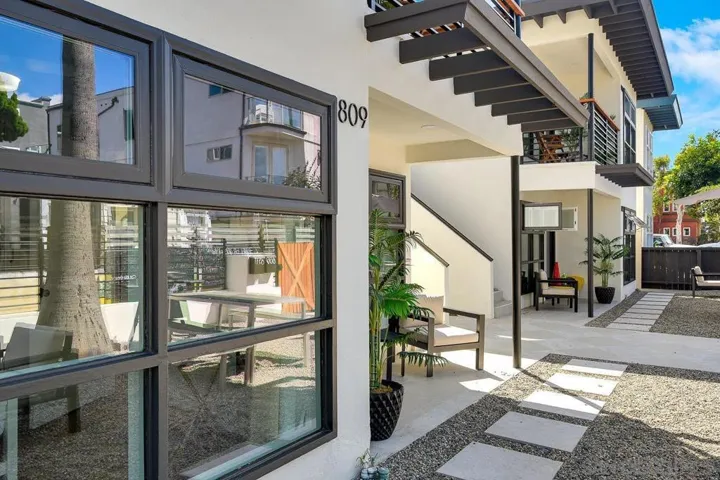 809 Dover Court, San Diego, California 92109