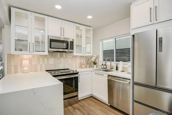 809 Dover Court, San Diego, California 92109