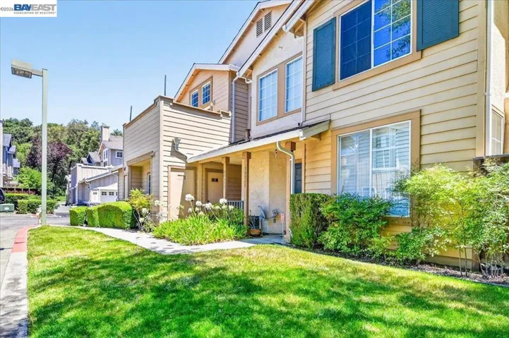 10837 Mcpeak Ln, Dublin, California 94568