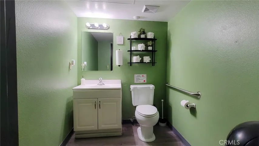 16519 Victor 327, Victorville, California 92395