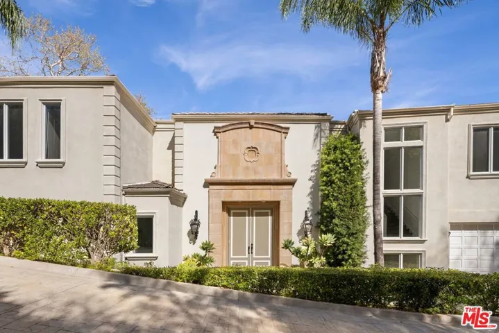 14435 Mulholland Drive, Los Angeles, California 90077