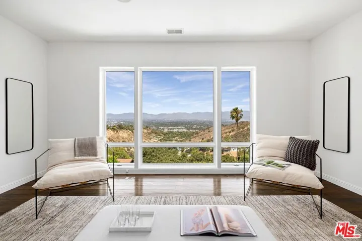 14435 Mulholland Drive, Los Angeles, California 90077