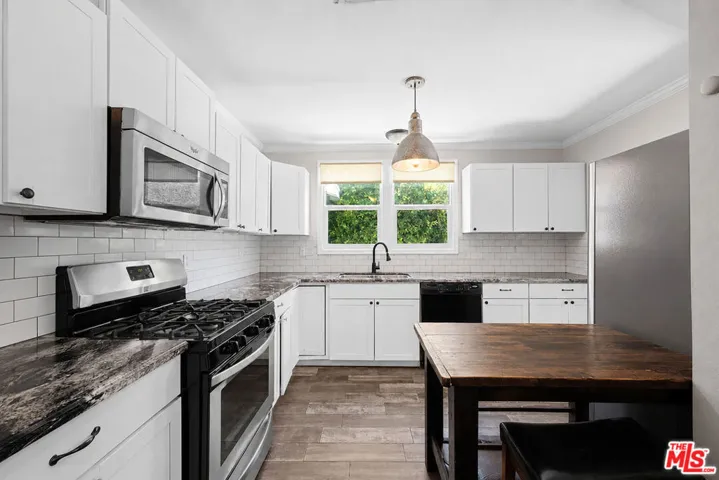 19540 Gilmore Street, Los Angeles, California 91335
