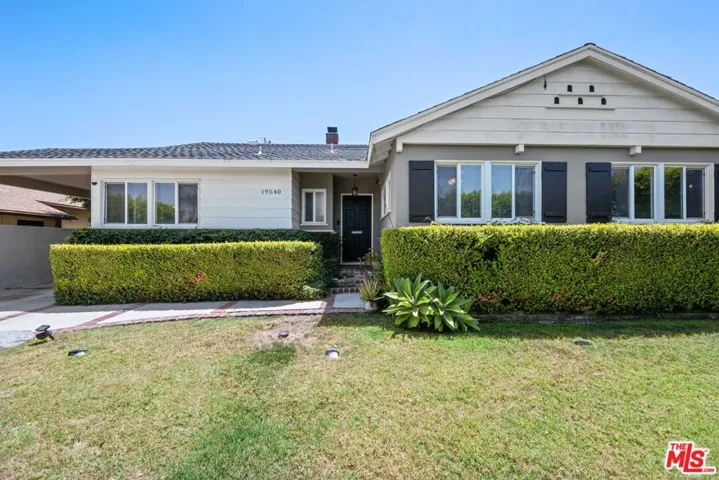 19540 Gilmore Street, Los Angeles, California 91335