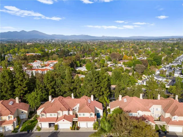 37 Giotto, Aliso Viejo, California 92656