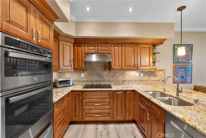 37 Giotto, Aliso Viejo, California 92656