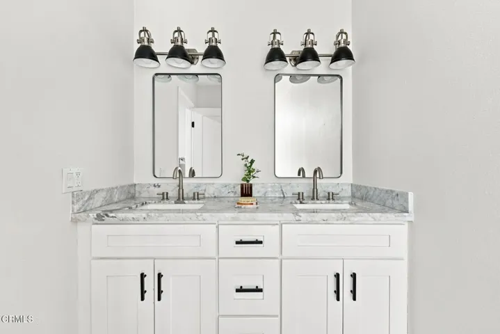 Primary Ensuite Bath