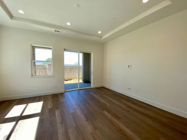 2106 White Oak Drive, Hollister, California 95023