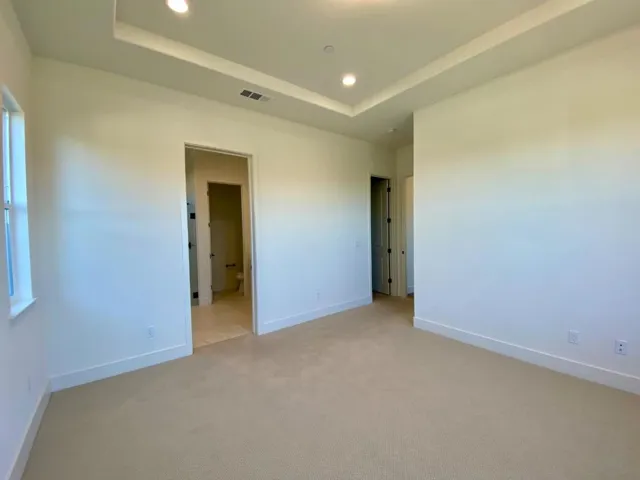2106 White Oak Drive, Hollister, California 95023