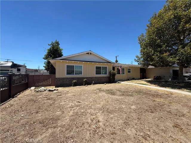 944 N Primrose, Rialto, California 92376