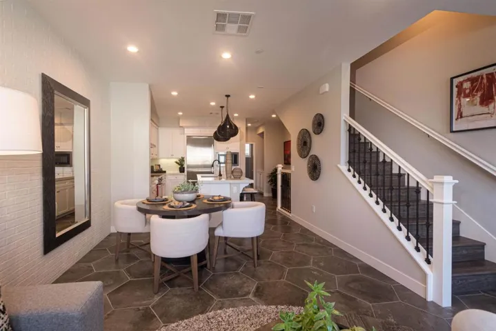 1109 Hibiscus Way, Oceanside, California 92054