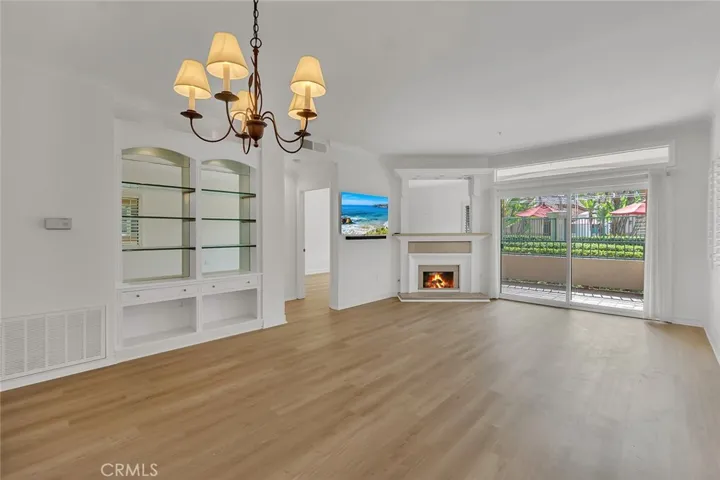 172 Villa Point Drive, Newport Beach, California 92660