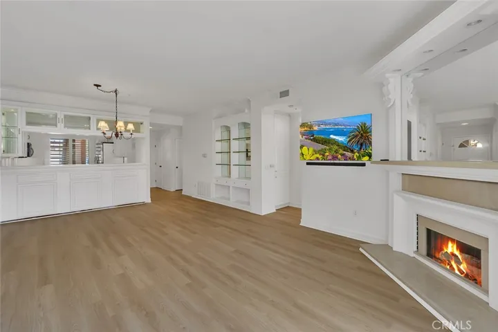 172 Villa Point Drive, Newport Beach, California 92660