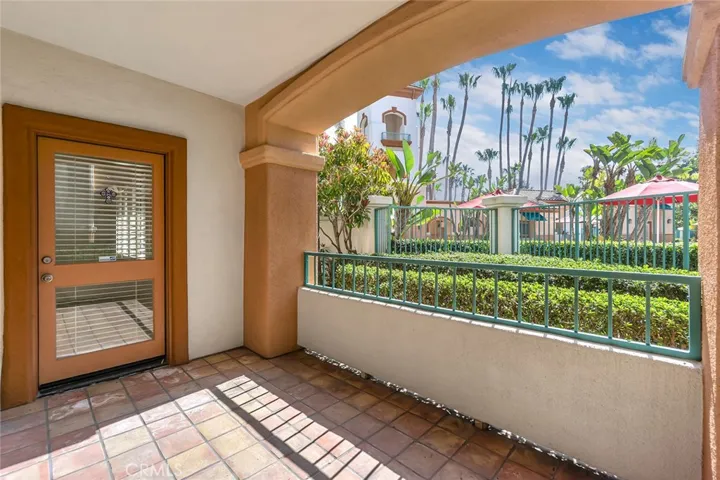 172 Villa Point Drive, Newport Beach, California 92660