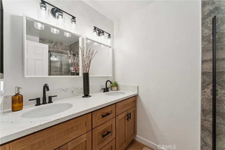 637 Holly, Oxnard, California 93036