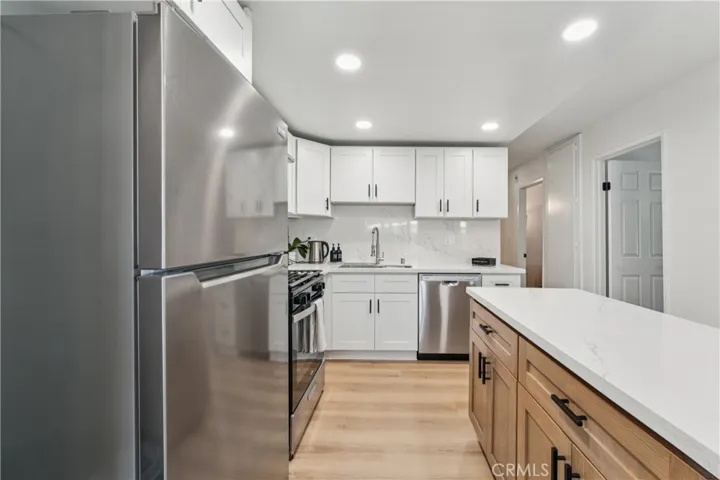 637 Holly, Oxnard, California 93036