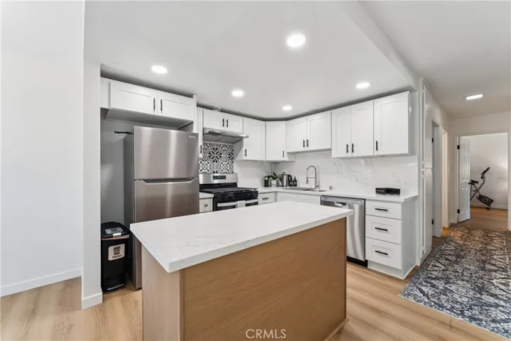 637 Holly, Oxnard, California 93036