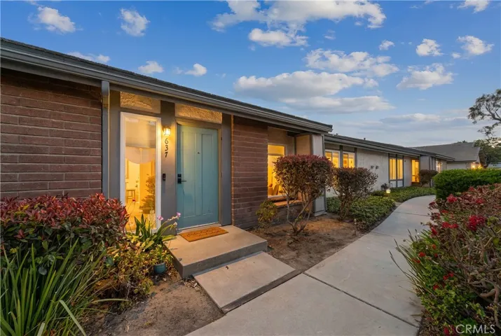 637 Holly, Oxnard, California 93036