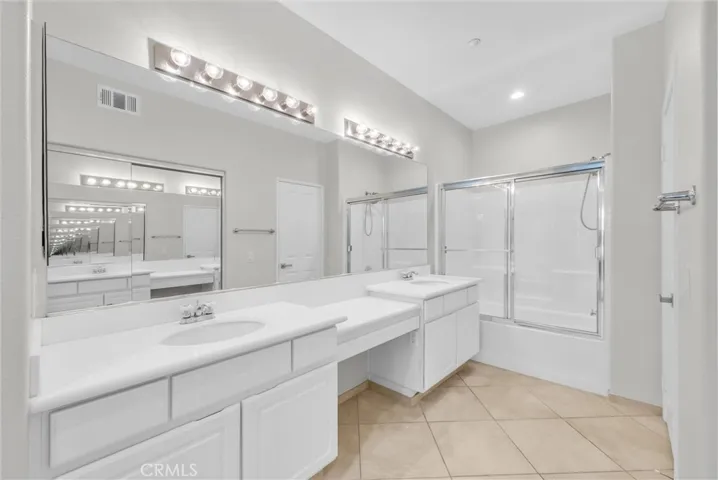 Dual sinks!