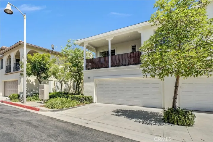413 Knoll Lake, Mission Viejo, California 92692