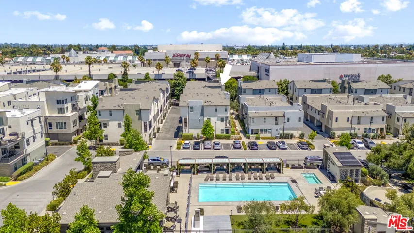 19508 Empire Lane, Northridge, California 91324