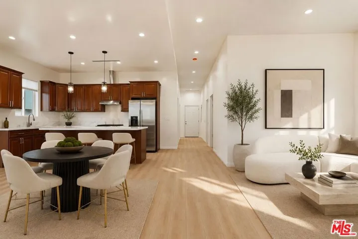 3765 Globe Avenue, Los Angeles, California 90066
